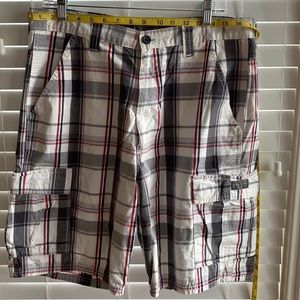 Men’s Plaid Wrangler Shorts